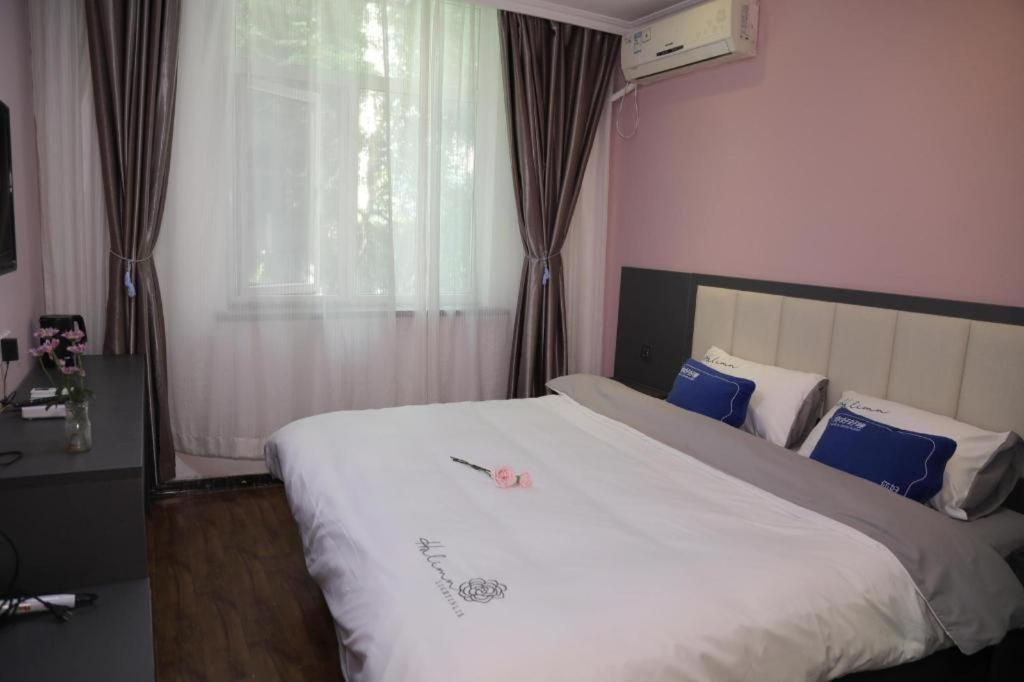 Xi'An The Facebook Youth Hostel Exterior photo